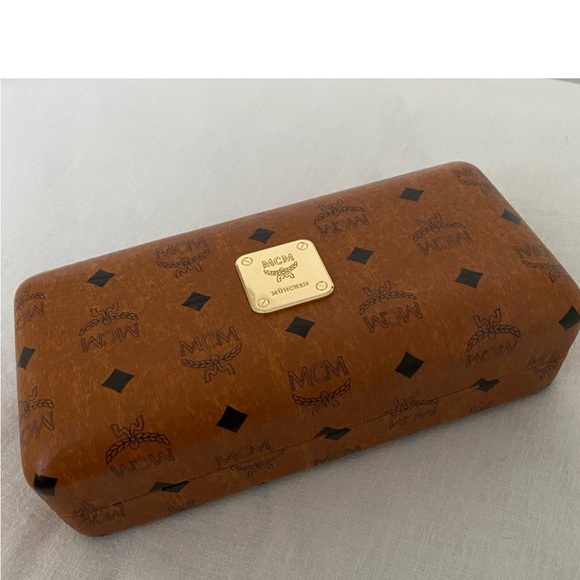 MCM sunglasses - Picture 6 of 8